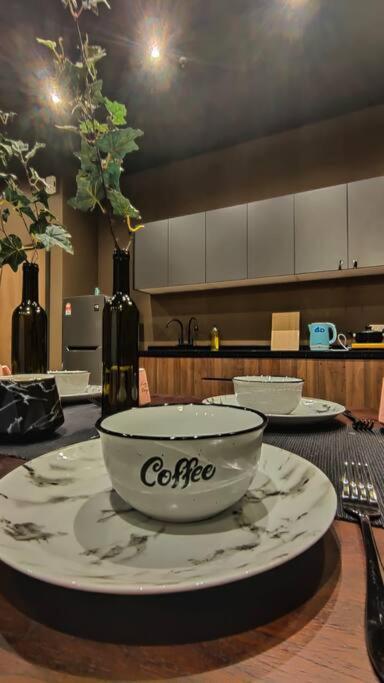 Pangsapuri Industrial Design 6pax In Desa Parkcity Wifitvbox Kuala Lumpur