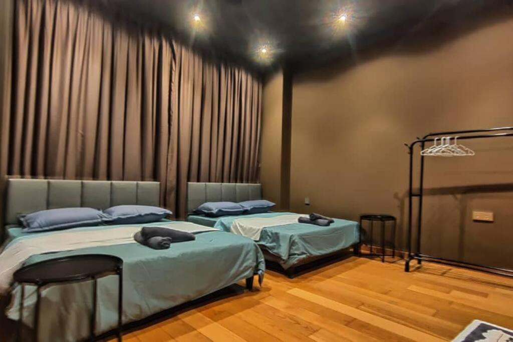 Industrial Design 6pax In Desa Parkcity Wifitvbox Pangsapuri